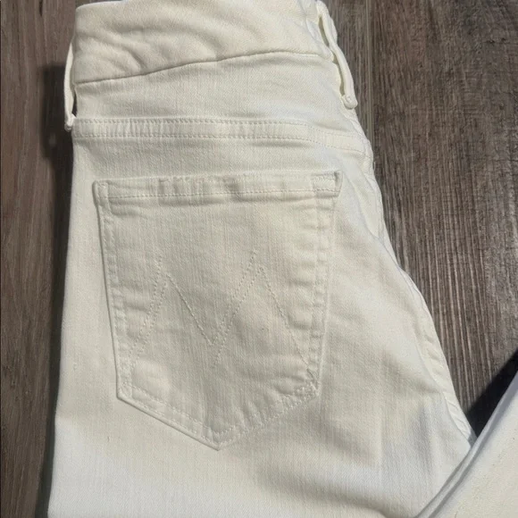 MOTHER The Roller Flare Jeans Size 26 - Picture 6 of 9